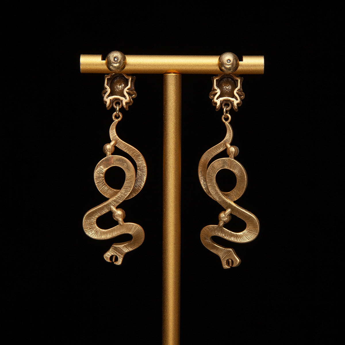 Premium retro enamel snake earrings